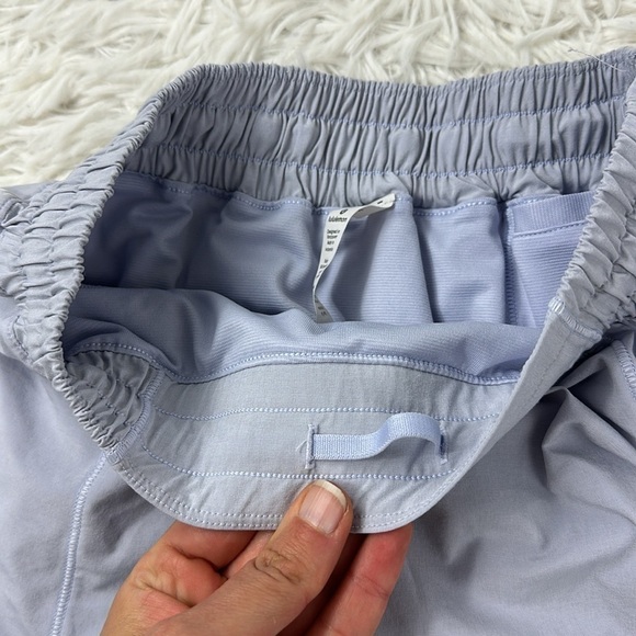 Lululemon Hotty Hot Short II *Long 4" Serene Blue - Picture 2 of 5